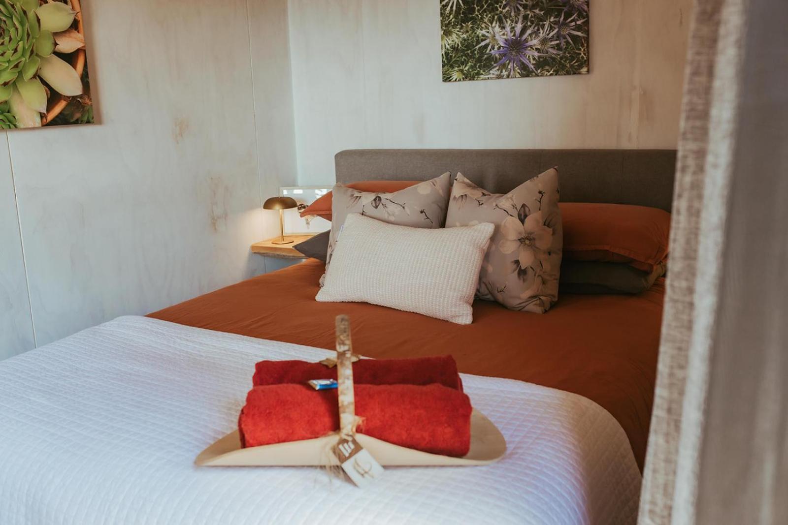 Golden Bay Glamping Hotel Takaka Luaran gambar